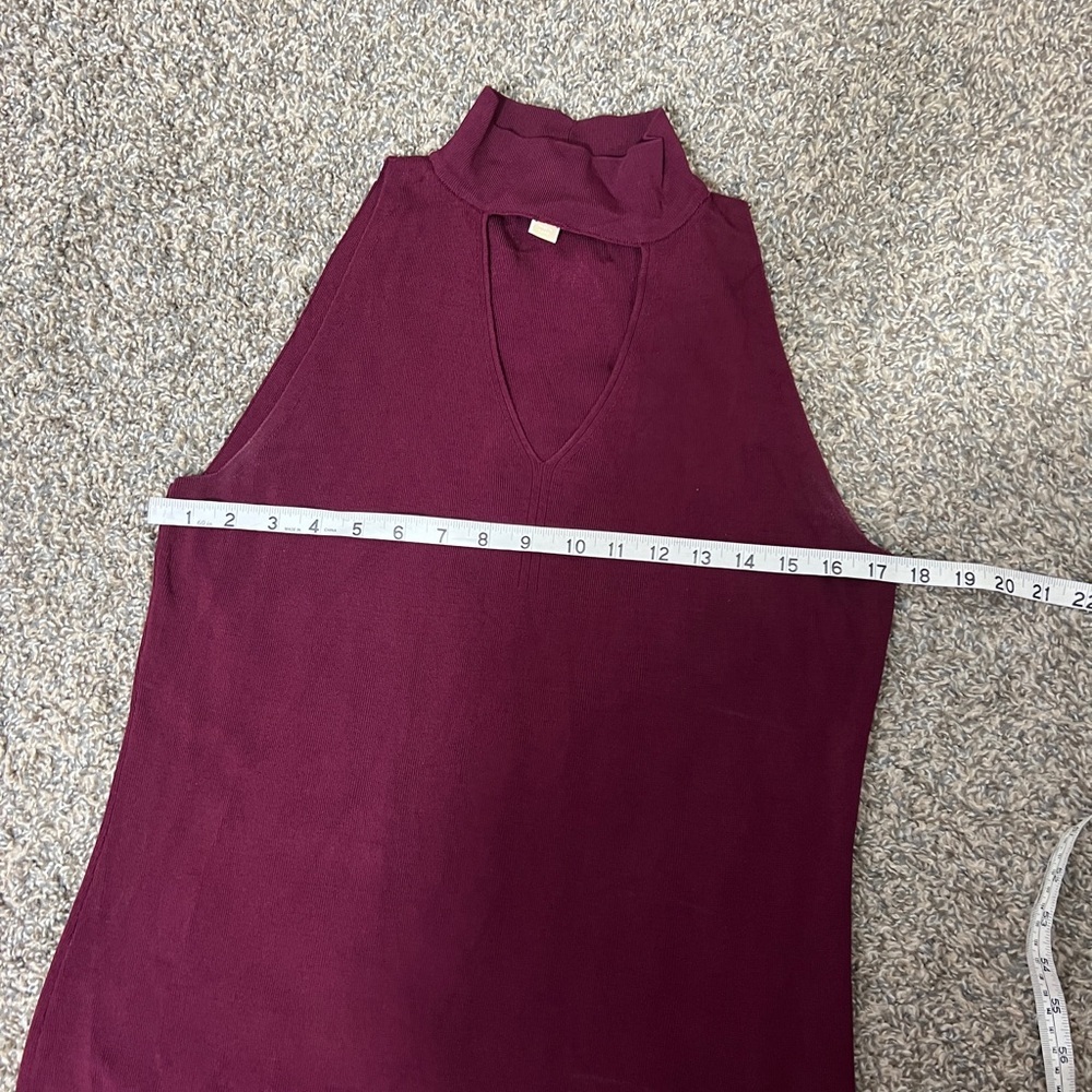 Michael Michael Kors Red Burgundy Sleeveless Mock Turtleneck Cutout Top‎ - Picture 6 of 10
